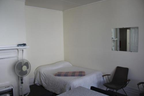 Standard Double Room with Shared Bathroom