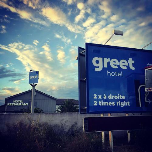 greet Hotel Marseille Provence Aéroport