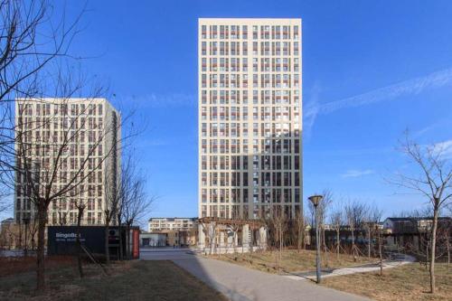 Tianjin Xiqing·University Town· in محطة سكة حديد تيانجين الجنوبية