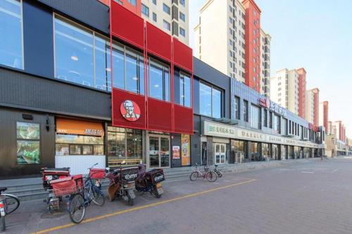 Tianjin Xiqing·University Town· in محطة سكة حديد تيانجين الجنوبية