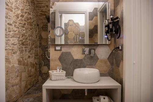 Suite 123 luxury B&B - Jacuzzi - main image