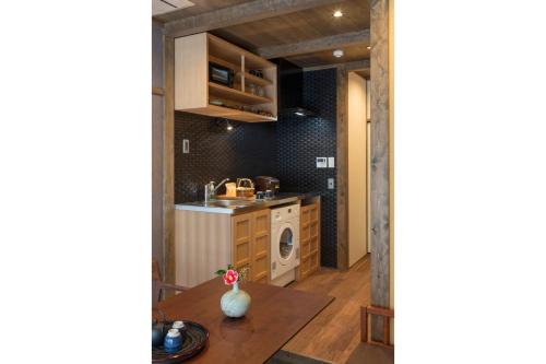 Hanagoromo Machiya House - image 3