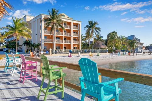 哈欽森島廣場套房酒店 (Hutchinson Island Plaza Hotel & Suites) in 皮爾斯堡 (FL)