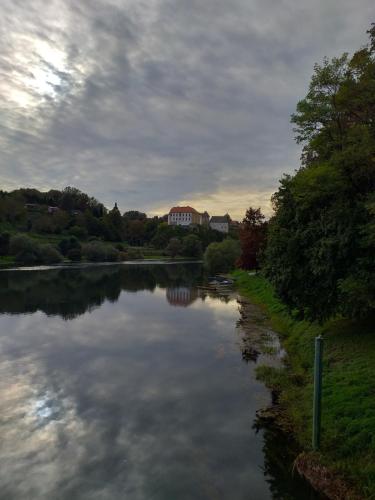 Tuvākā izklaides vieta, Apartment Arcadia in Reštovo