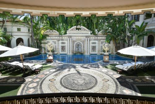 254059968 The Villa Casa Casuarina