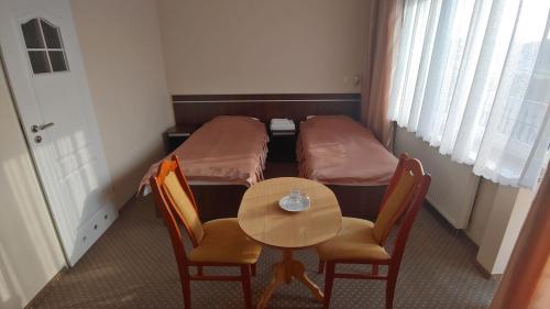 Hotel E7 - image 4