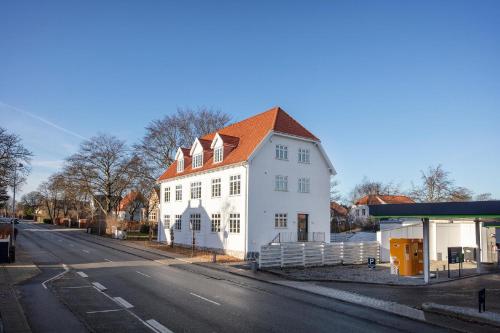 Adnana - 4 Bedroom - Modern Living Apartment - Aalborg - image 5