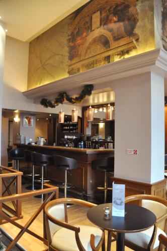 Athens City Hotel - image 5