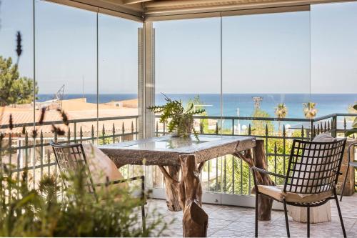 Captain's House Hotel in Skala