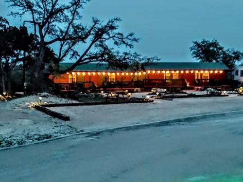 Top of the Hill RV Resort & Cabins in Waring, USA