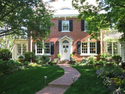 Pettigru Place Bed & Breakfast - 출입구