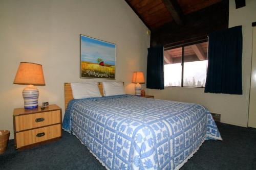 Mammoth Ski & Racquet Club #129