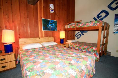 Mammoth Ski & Racquet Club #129 - image 7
