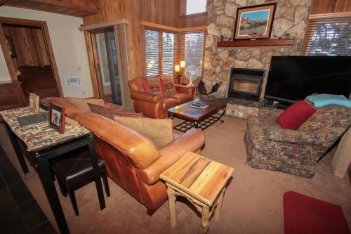Mountainback #52 Loft Corner California