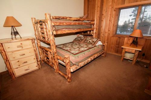 Mountainback #52 Loft Corner - image 8