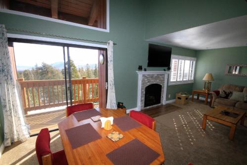 Mammoth Ski & Racquet Club #66 thumb 4