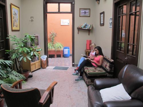 Park Hostel - image 2