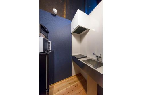 Japanese-Style Townhouse image 10
