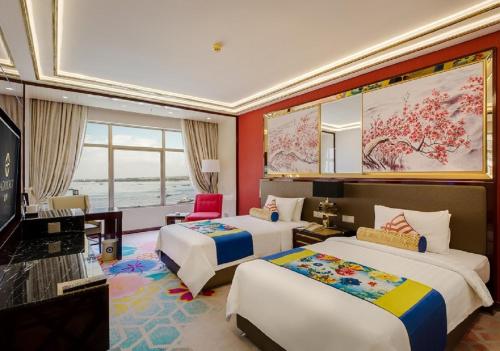 NagaWorld Hotel & Entertainment Complex photo 2