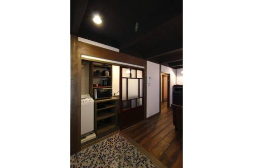 Japanese-Style Townhouse image 9