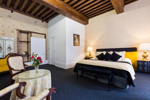 Logis Grand Hôtel Montespan-Talleyrand
