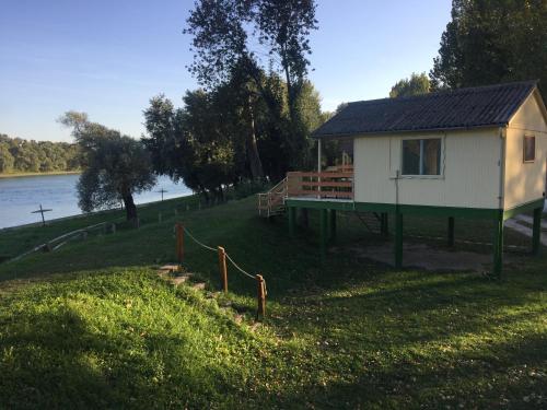  Bungalow Park in Szentendre