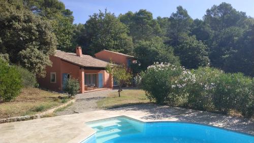 Malmont gîte à louer Châteaudouble