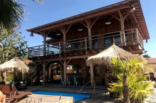 Villa Balinaise sur le Bassin d'Arcachon gîte à louer Bois de la Montagne d'Arès