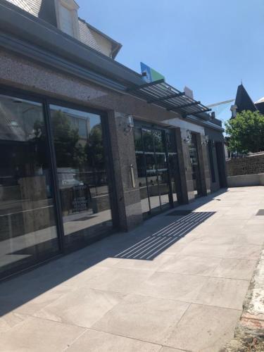 Sure Hotel by Best Western Argentan - image 13
