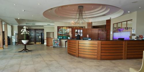 Green Isle Hotel Dublin - image 5