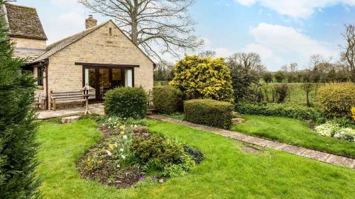 Modern Single Story Village Home Near Lechlade, , Oxfordshire