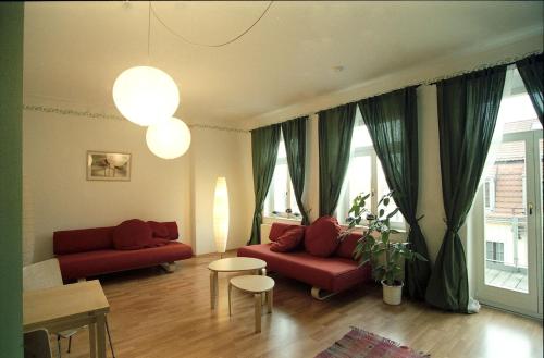 Hostel Louise 20 5