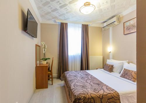 Belgrade City Hotel - image 6