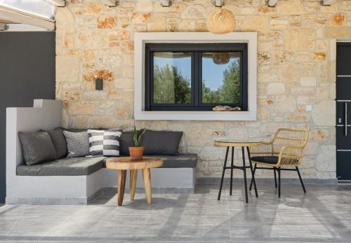 "Four Olives" Luxury Rooms, Afitos #FeelsLikeHome 3