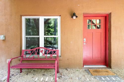 Asheville Town Cabin cabin - image 6