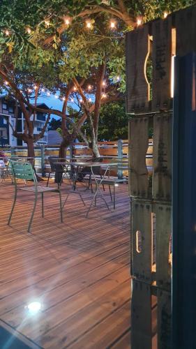 ระเบียง/ชานเรือน, Hotel La Baine in แคปบริตง