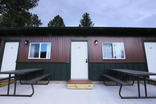 Economy Quadruple Room with Shared Bathroom