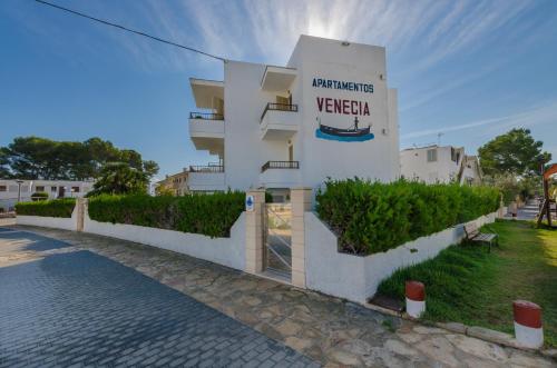 Venecia Apartments - image 12