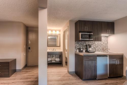 The Hotel Y, a Dazzler Select by Wyndham in Yakima (WA)