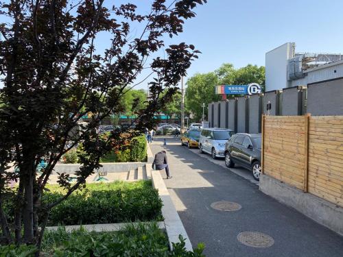 映向派京春酒店 SpringTime Hotel – Beijing, NY