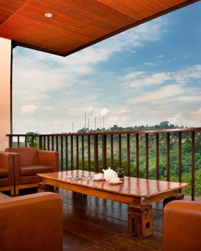 Balcony/terrace, SanGria Resort and Spa in Lembang
