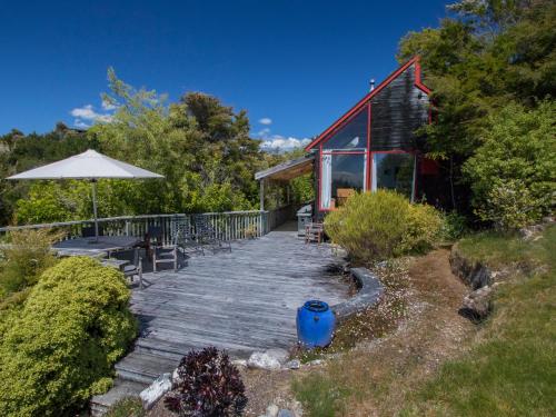 Kanuka House - Kaiteriteri Holiday Home