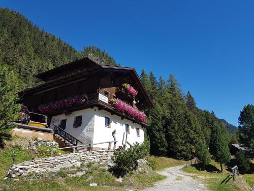 Pension Fürhapter mit Bio- Bauernhof St. Jakob i. Defereggental