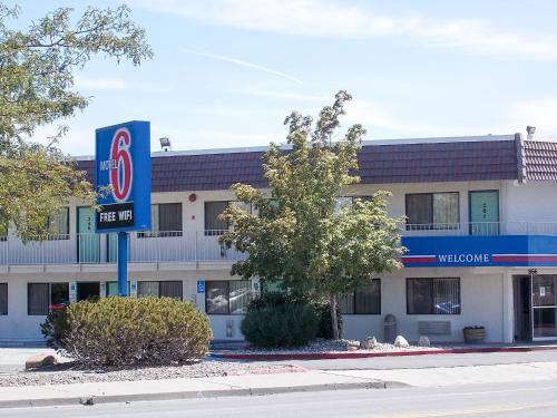 Motel 6-Reno, NV - Livestock Events Center