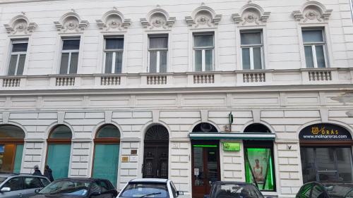 Зовнішній вигляд готелю, Boutique II. in Егер