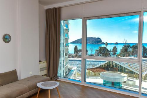 Apartments Menuet 5