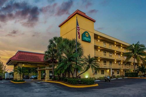 La Quinta Inn by Wyndham West Palm Beach - Florida Turnpike