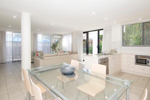 Cocina, Terrigal Pacific Coastal Retreat in Costa Central