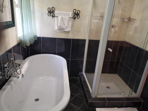 Erasmus Manor Guest House