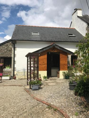 Carhaix Cottage gîte à louer Plouyé